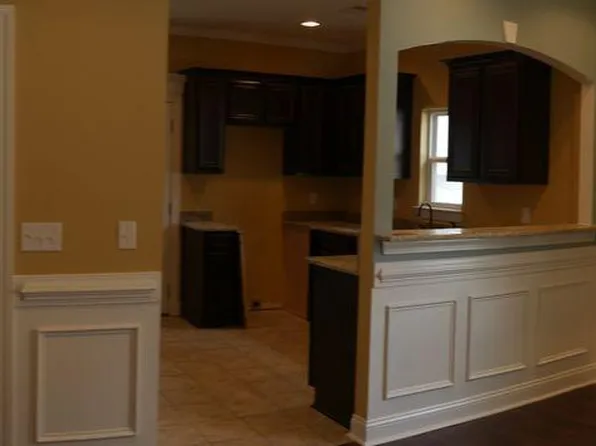 2615 Lee St, Columbia, SC 29205