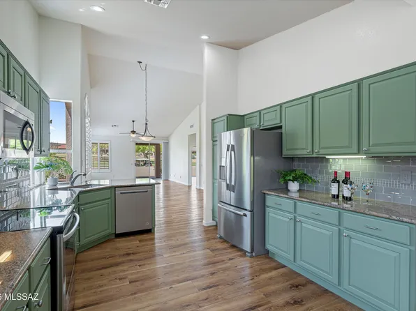 64372 E Wind Ridge Cir, Tucson, AZ 85739