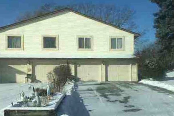 1st image of 2485 Woodbridge St
