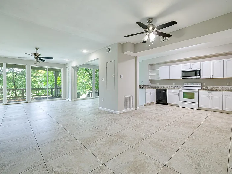 12658 Briar Patch Rd — Photo 5