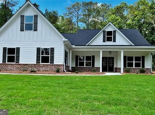 8145 Lakeview Pkwy, Villa Rica, GA 30180