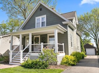 718 North St, Geneva, IL 60134