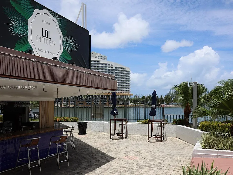 905 Brickell Bay Dr #1022 — Photo 26