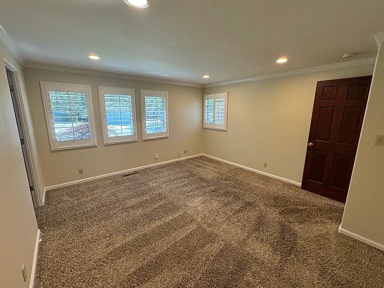 255 Circle Dr — Photo 19