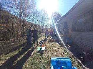 302 Buck Hollow Rd, Cedar Bluff, VA 24609
