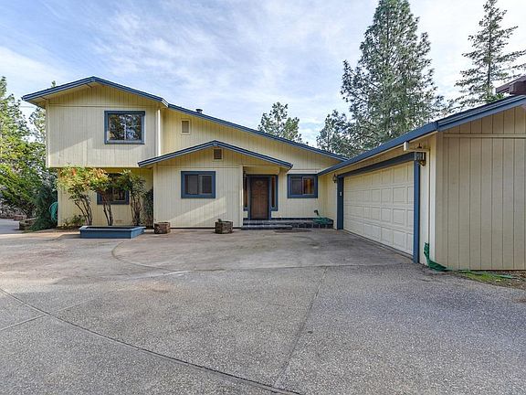 3rd image of 18980 Leona Ln