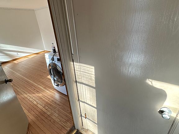 4th image of 6928 Terrace Ct