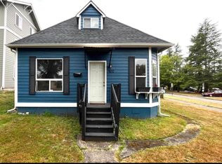 900 E Chestnut St, Bellingham, WA 98225