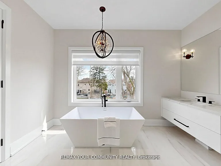 97 Ranee Ave — Photo 36