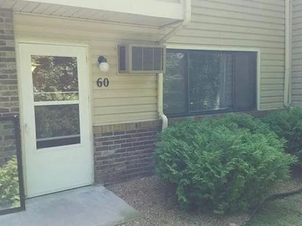 60 13th St E, Waconia, MN 55387