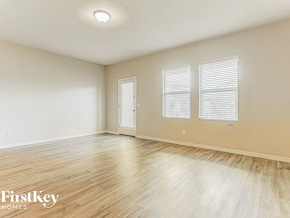 4th image of 420 W White Sands Dr