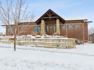 4400 Timber Ridge Dr, Ames, IA 50014