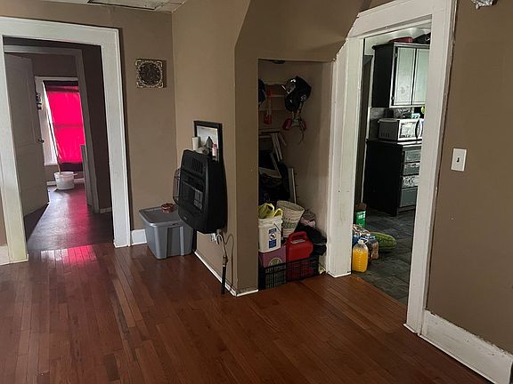 5th image of 308 N Franklin St