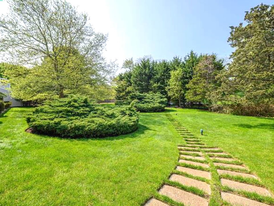 Path to Pool