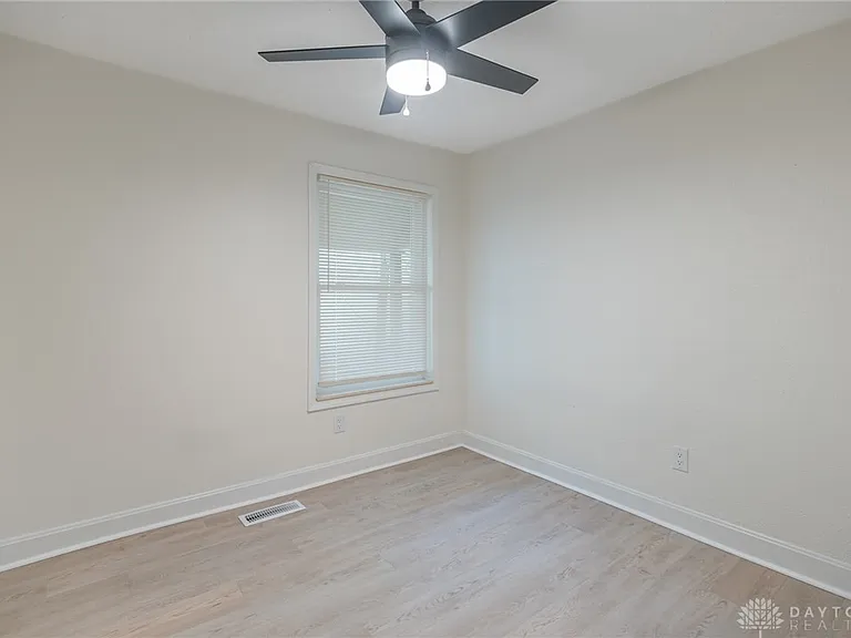 4400-4402 Pinebrook Ct #4402 — Photo 12