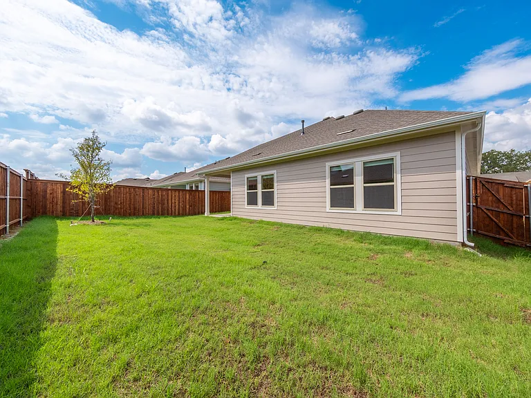 13156 Dawson Dr — Photo 30