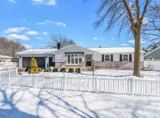 2141 Patty Ln, Green Bay, WI 54304