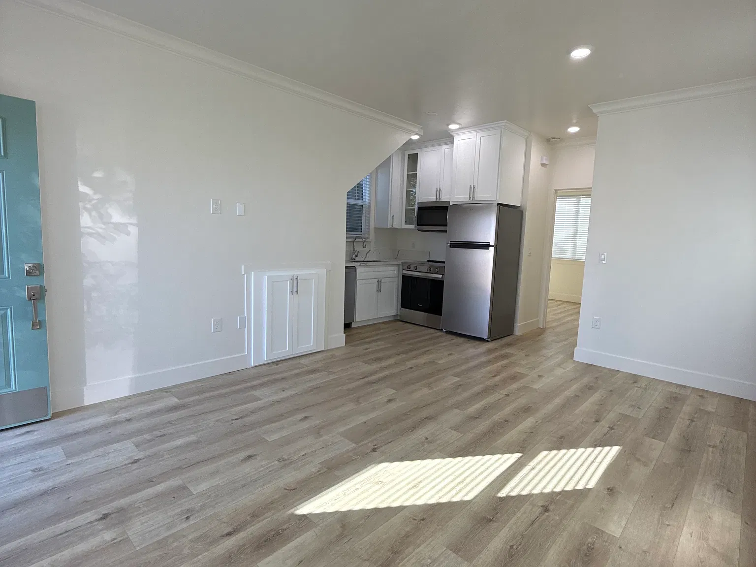 1 bed, $1,700 — Photo 3
