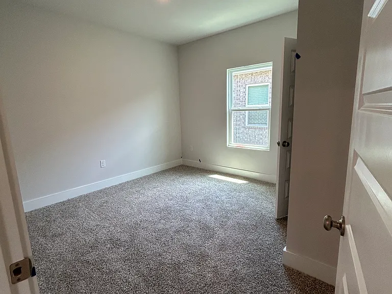 9889 Starling Dr — Photo 10