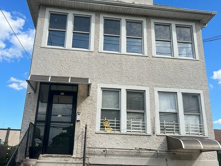 201 South Ave #2A — Photo 1