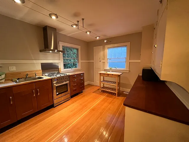 609 Homer Ave — Photo 12
