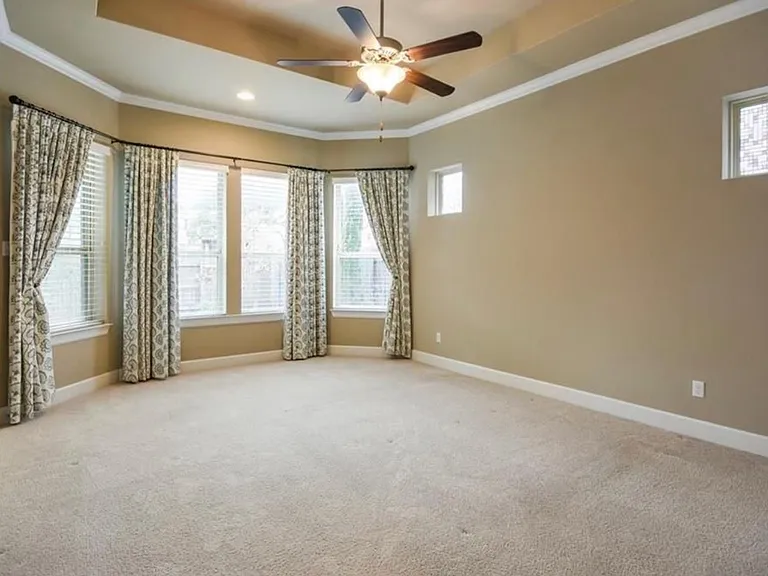 213 Simmons Dr — Photo 19
