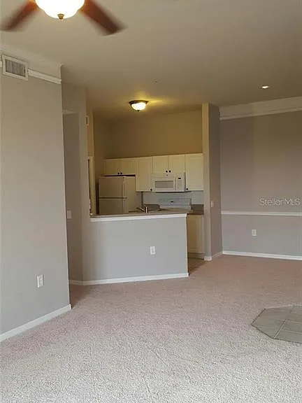 5168 Northridge Rd #311 — Photo 5