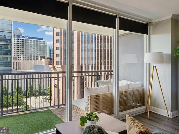 3rd image of 620 Peachtree St NE #908