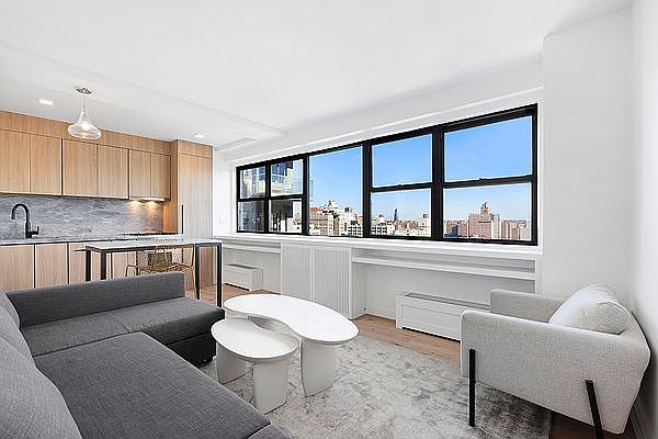 1st image of 111 3rd Ave APT 14G