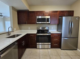 1063 Golden Lakes Blvd APT 315, Royal Palm Beach, FL 33411