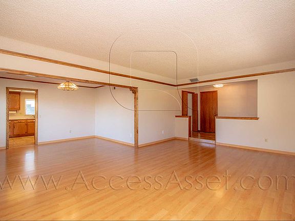 3rd image of 11565 Welebir St