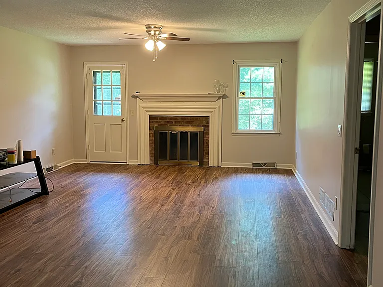 18 Oakdale Dr — Photo 21