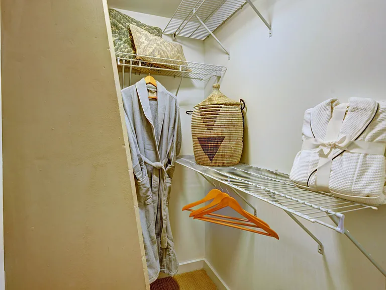 The Channel — Photo 9