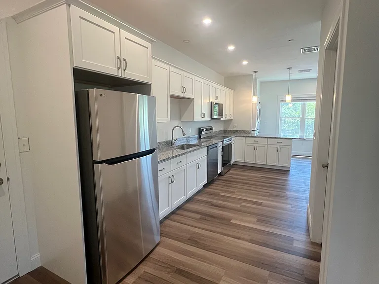 236 W Main St #203 — Photo 6