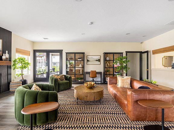 2nd image of 2231 NE Bridgecreek Ave #131