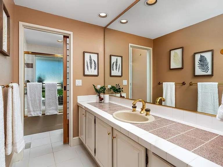 318 SE Spokane St #3 — Photo 27