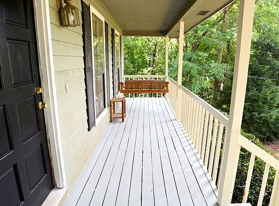 3rd image of 4460 Dorsett Shoals Run