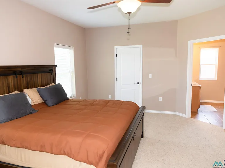 3008 Fred Daugherty Dr — Photo 22