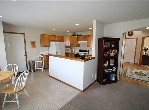 4th image of 24215 E Cataldo Ct