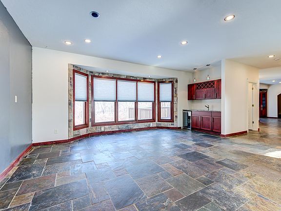 5th image of 12343 Country Glen Ln