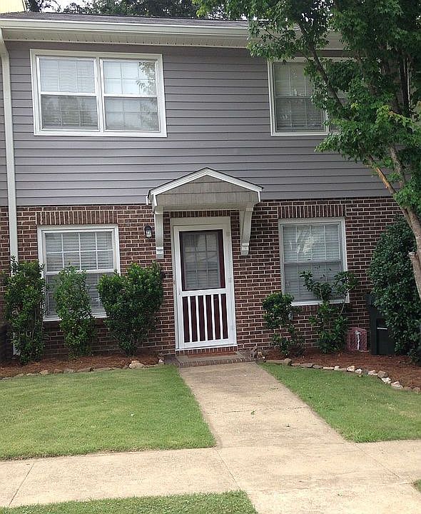 1st image of 528 Oak Meadow Ln