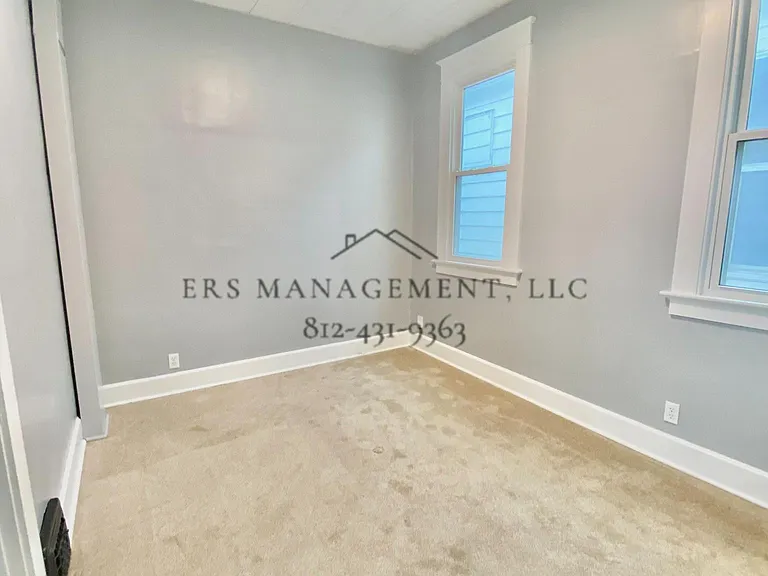 301 Maxwell Ave — Photo 4