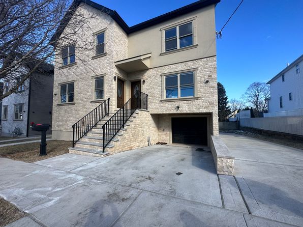 109 Yetman Ave #1