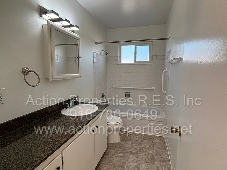 303 Harding Blvd #4 — Photo 12