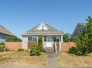 417 2nd St NE, Puyallup, WA