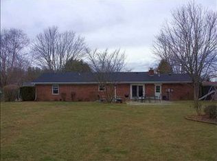 2103 Osman Ln, Greenfield, IN 46140