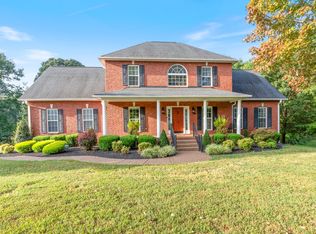 106 Meadowood Loop, Burns, TN 37029