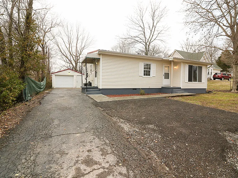 407 Knox Ave — Photo 4