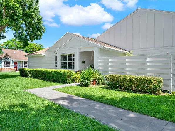 13724 SW 149th Circle Ln APT 2, Miami, FL 33186