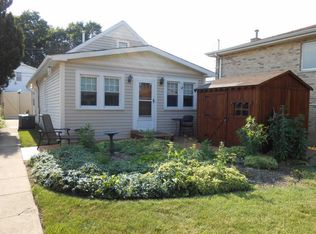 3630 N Panama Ave, Chicago, IL